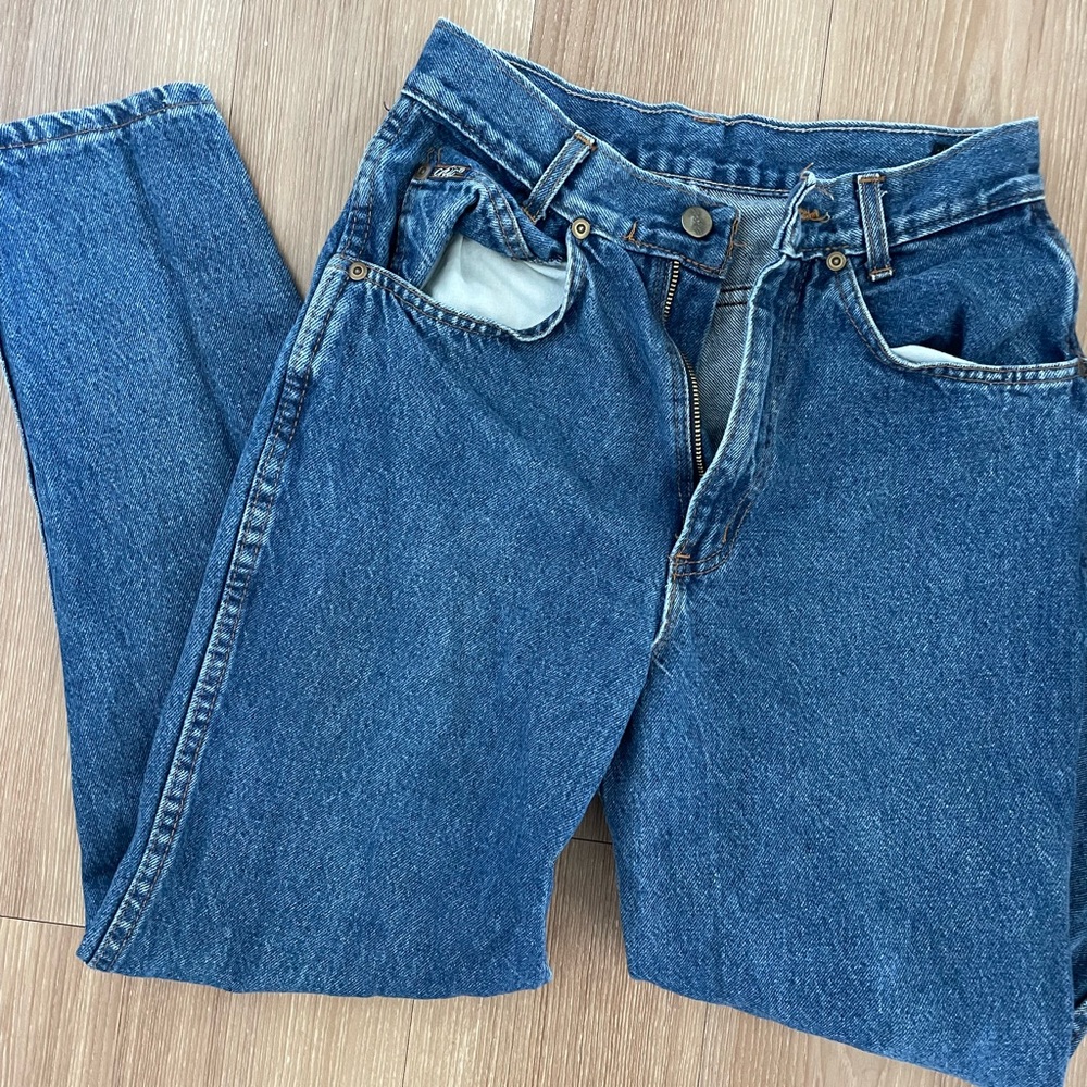 Chic vintage high waisted jeans (size 24)